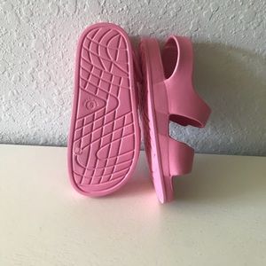Pink toddler girl jelly sandal
